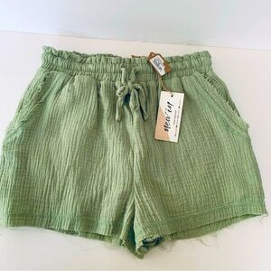 Boutique Brand Shorts NWT Pull On Elastic Waist Sage Green Lightweight Cotton